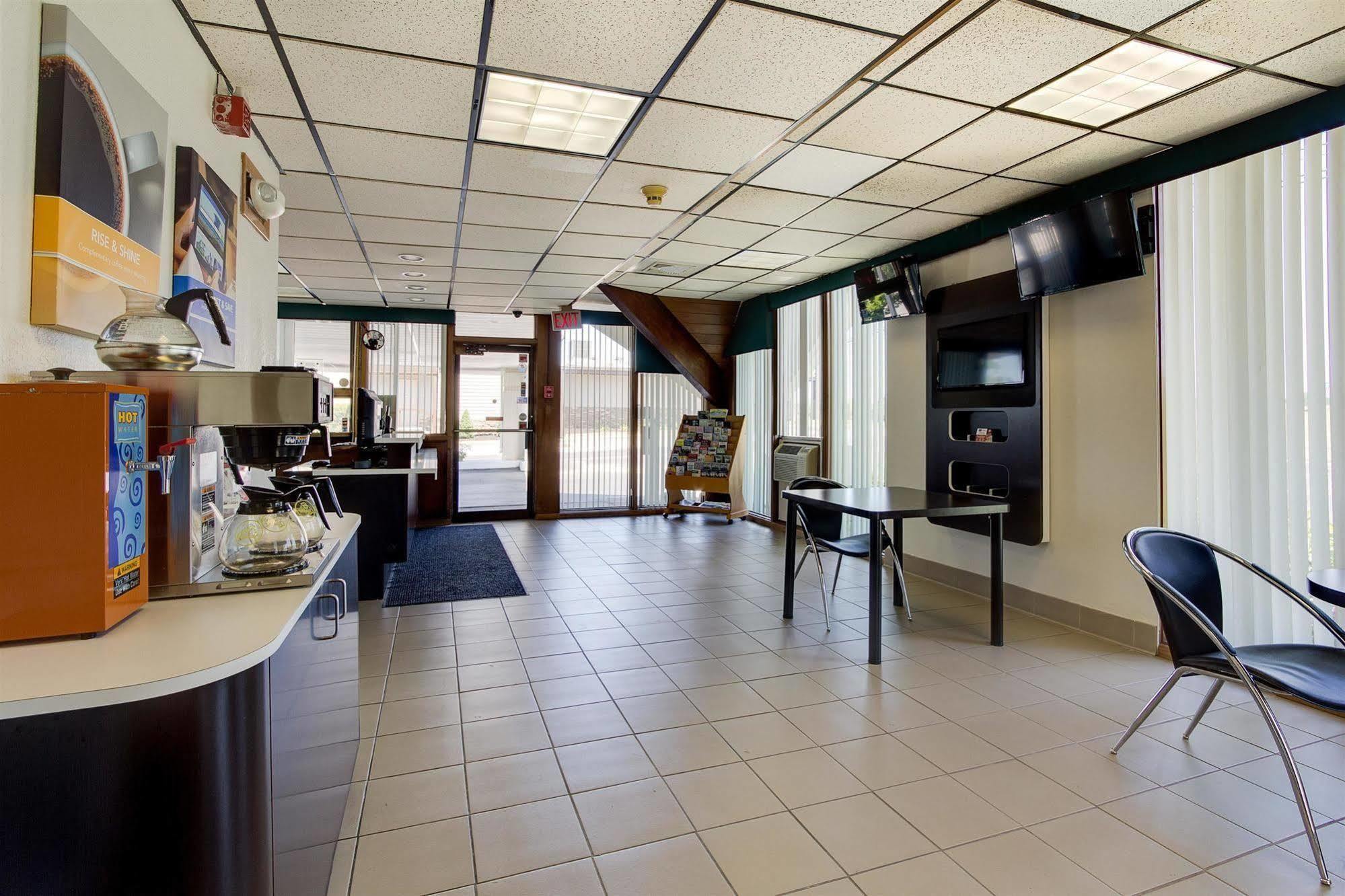 Motel 6-Geneva, Oh Exteriér fotografie